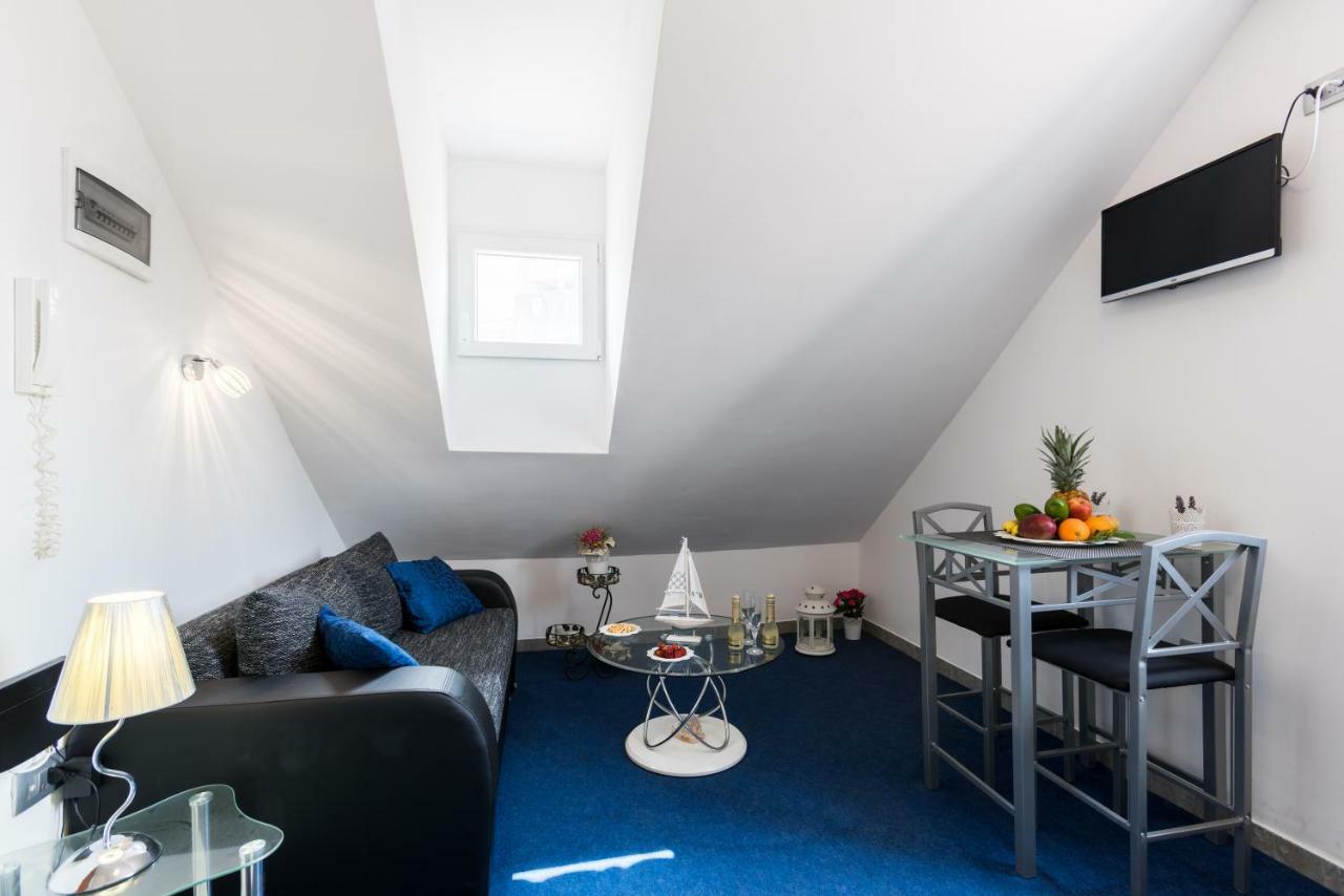Nona Lena Studio Lejlighed Split Eksteriør billede