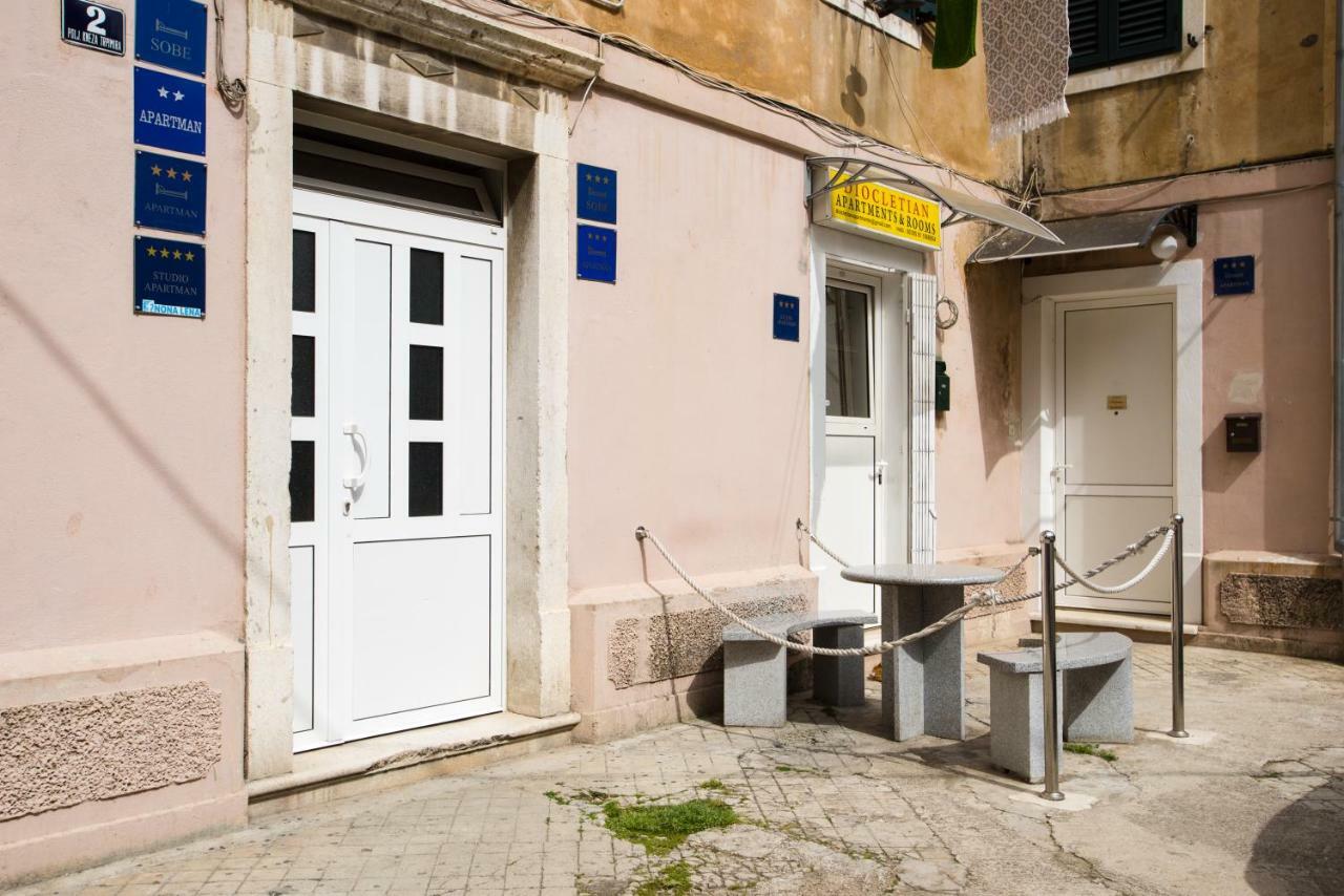 Nona Lena Studio Lejlighed Split Eksteriør billede