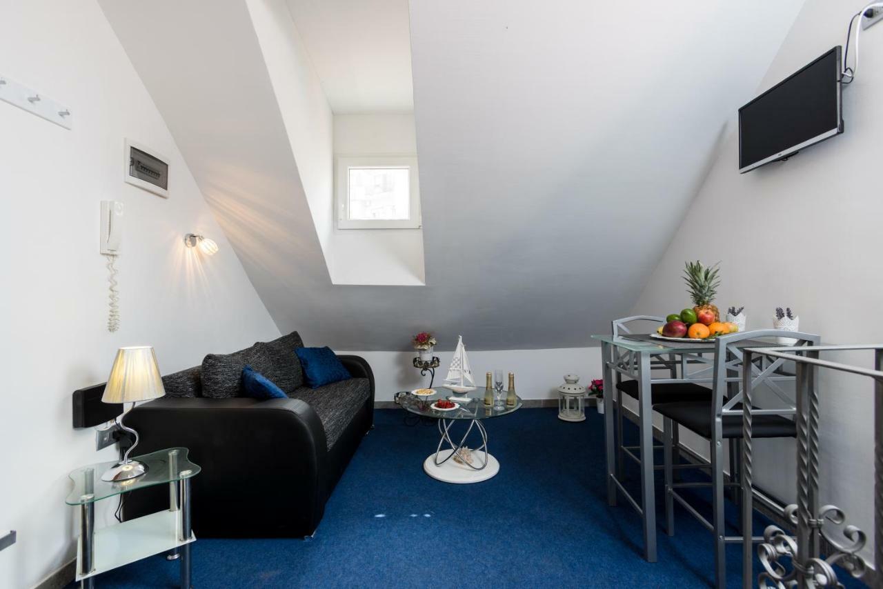 Nona Lena Studio Lejlighed Split Eksteriør billede